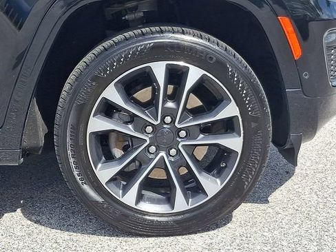 Used 2023 Jeep Grand Cherokee L Overland AWD/4WD image 12