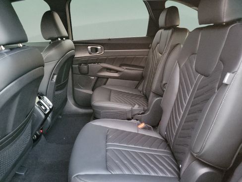 New 2026 Kia Sorento SX Prestige AWD/4WD image 6