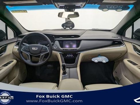 Certified 2017 Cadillac XT5 FWD w/ LPO, Wheel Lock Package image 9