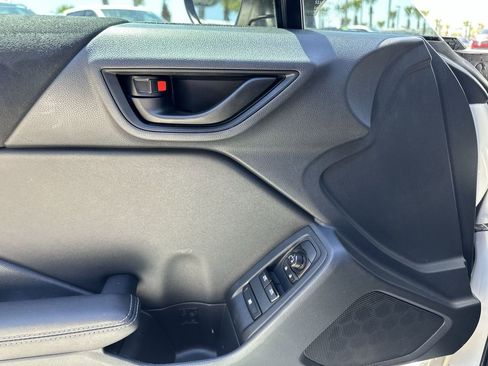 Used 2025 Toyota GR86 Premium image 29