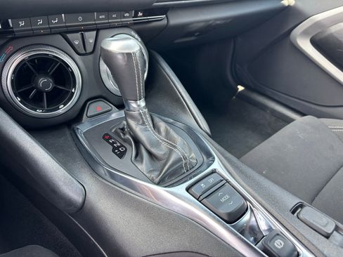 Used 2023 Chevrolet Camaro LT RWD image 8