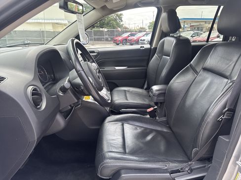 Used 2017 Jeep Compass High Altitude AWD/4WD image 22