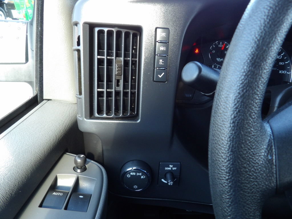 Used 2025 GMC Savana 2500 w/ Driver Convenience Package RWD image 19