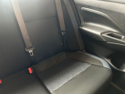 Used 2025 Nissan Versa SV image 35