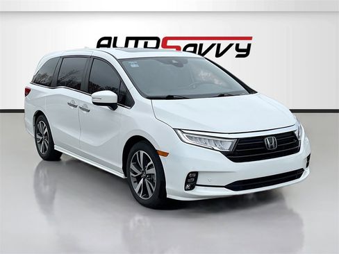 Used 2023 Honda Odyssey Touring image 1