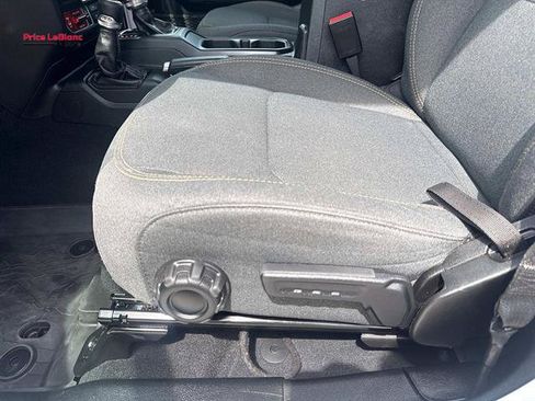 Used 2024 Jeep Wrangler Unlimited Sport AWD/4WD image 17