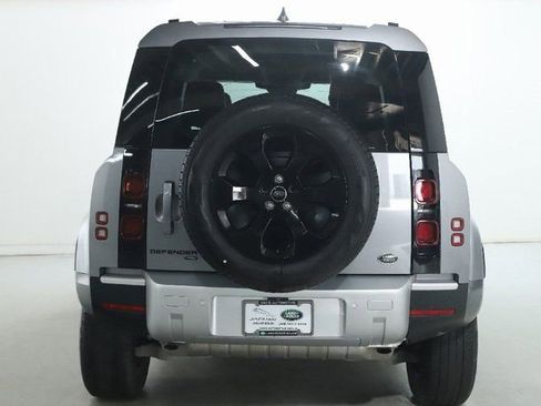 Certified 2023 Land Rover Defender 110 SE AWD/4WD image 7