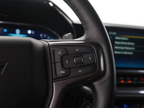 Used 2023 Chevrolet Silverado 1500 High Country w/ Z71 Off-Road Package AWD/4WD image 31
