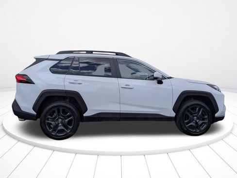 Used 2024 Toyota RAV4 Adventure AWD/4WD image 2