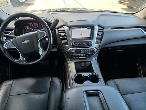 Used 2016 Chevrolet Suburban LT image 17