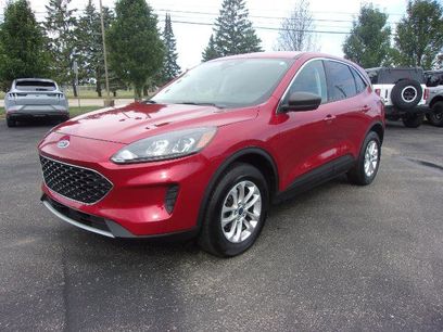 Certified 2022 Ford Escape SE w/ Cold Weather Package