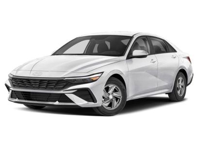 New 2026 Hyundai Elantra SE