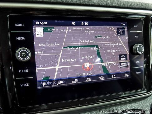 Used 2021 Volkswagen Atlas SEL image 17