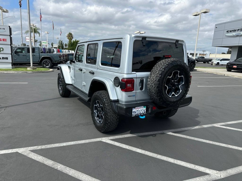Used 2023 Jeep Wrangler Unlimited Rubicon 4xe AWD/4WD image 10
