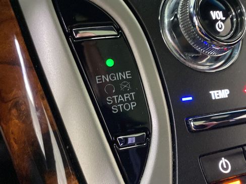 Used 2020 Lincoln Nautilus Reserve AWD/4WD image 21