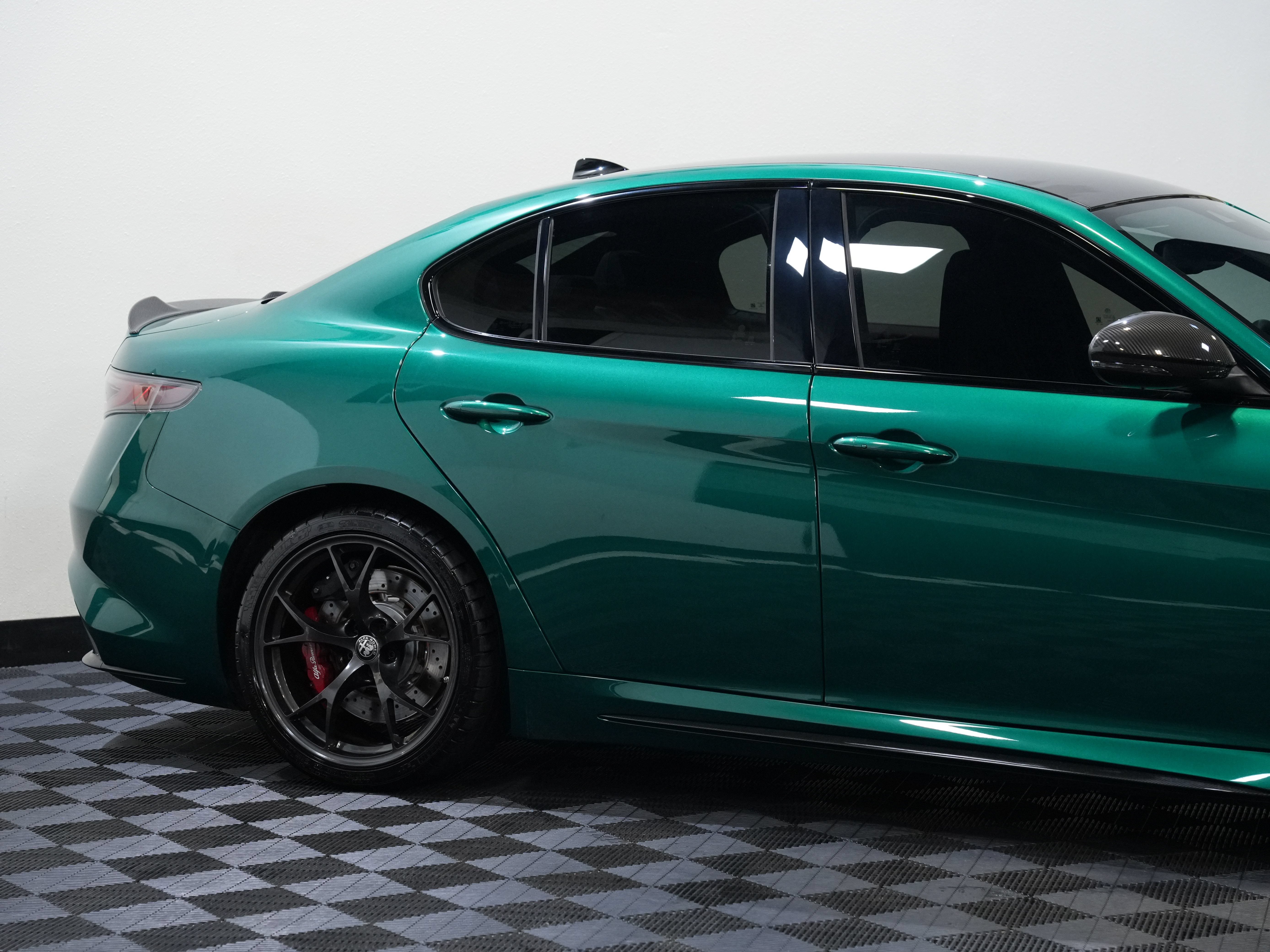 Used 2024 Alfa Romeo Giulia Quadrifoglio RWD image 14