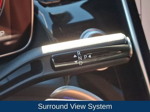 Used 2023 Mercedes-Benz GLC 300 4MATIC image 17