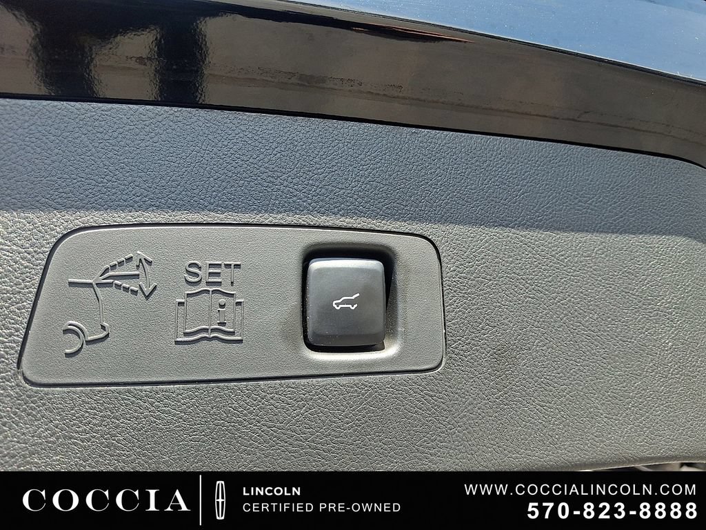 Certified 2023 Lincoln Corsair AWD image 31