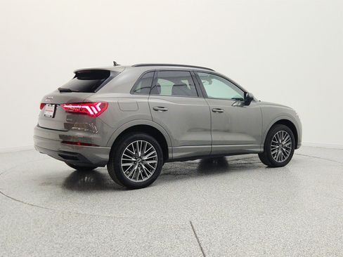 Used 2023 Audi Q3 2.0T Premium w/ Convenience Package AWD/4WD image 5