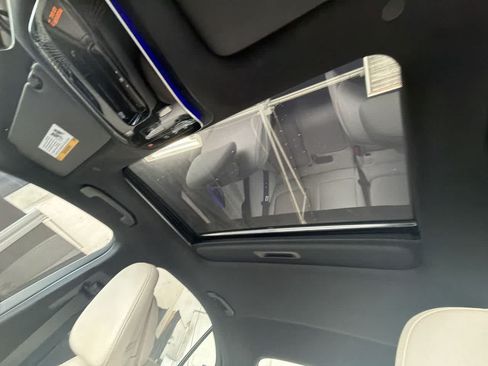 Used 2025 Mercedes-Benz C 300 Sedan image 17