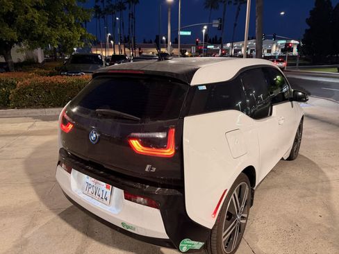 Used 2015 BMW i3 w/ Range Extender image 6