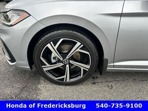 Used 2025 Volkswagen Jetta Sport FWD image 33