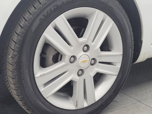 Used 2015 Chevrolet Spark LT image 31