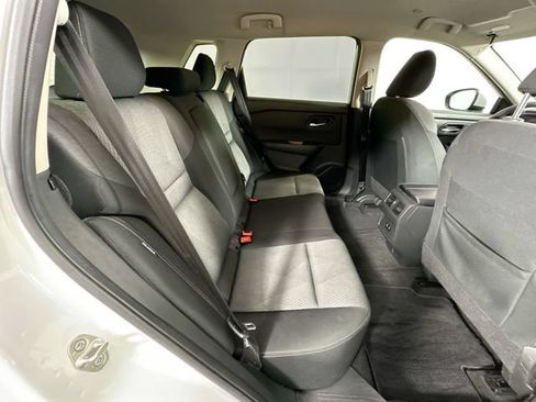 Used 2024 Nissan Rogue SV AWD/4WD image 26
