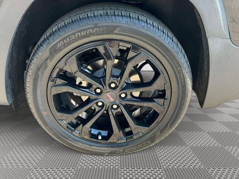 Used 2022 GMC Terrain SLT w/ Elevation Edition AWD/4WD image 37