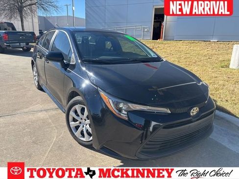Used 2024 Toyota Corolla LE image 1