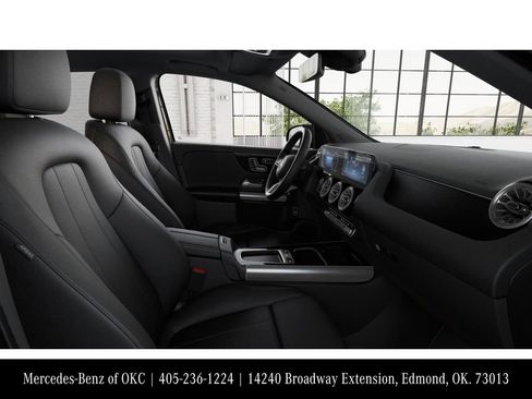 New 2026 Mercedes-Benz GLA 250 4MATIC image 4