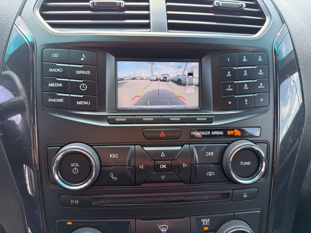 Used 2016 Ford Explorer XLT AWD/4WD image 13