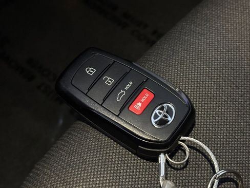 Used 2025 Toyota Camry LE image 22