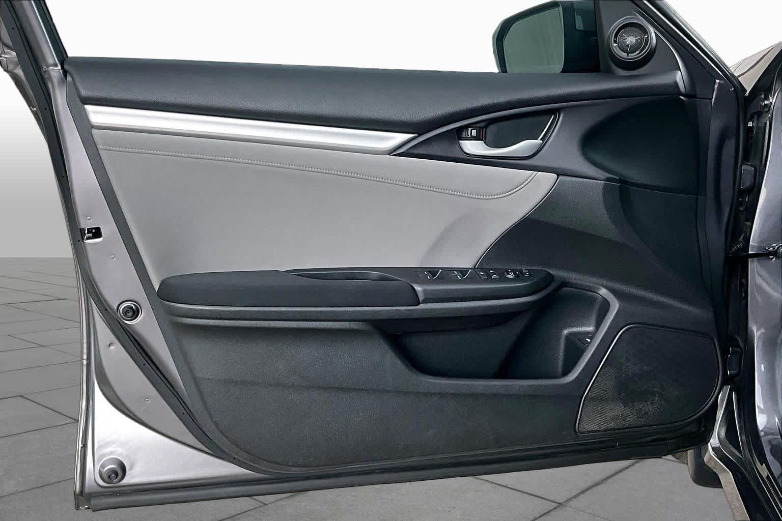 Used 2019 Honda Civic EX image 22