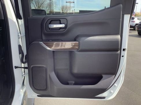 Used 2019 Chevrolet Silverado 1500 LT Trail Boss image 38