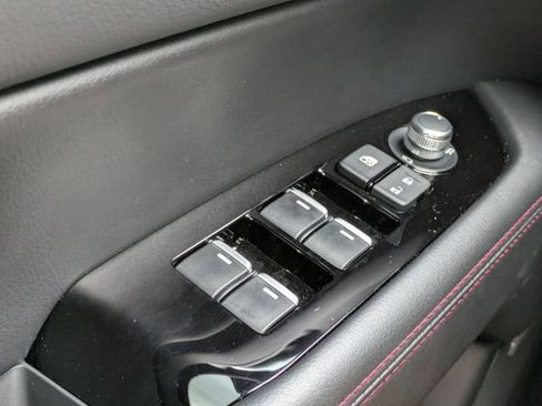 New 2025 MAZDA CX-5 Signature image 17