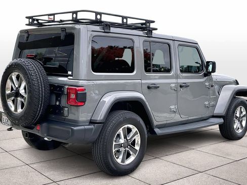 Used 2019 Jeep Wrangler Unlimited Sahara image 16