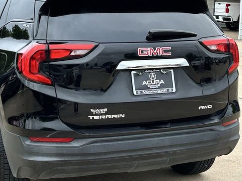 Used 2020 GMC Terrain SLE w/ Driver Convenience Package AWD/4WD image 6