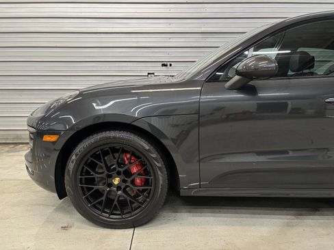 Used 2018 Porsche Macan GTS image 4