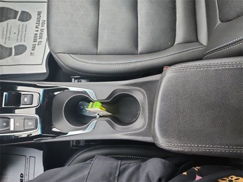 Used 2023 Chevrolet Bolt LT w/ Infotainment Package image 29