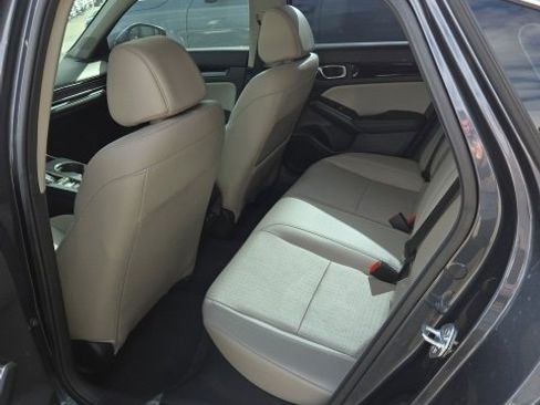 Used 2024 Honda Civic Touring image 23