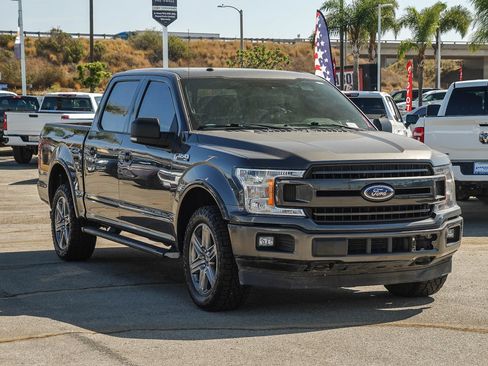 Used 2018 Ford F150 XLT w/ Equipment Group 302A Luxury AWD/4WD image 3