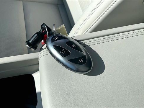 Used 2025 Hyundai Santa Fe Calligraphy FWD image 15