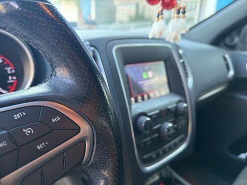 Used 2020 Dodge Durango SXT image 11