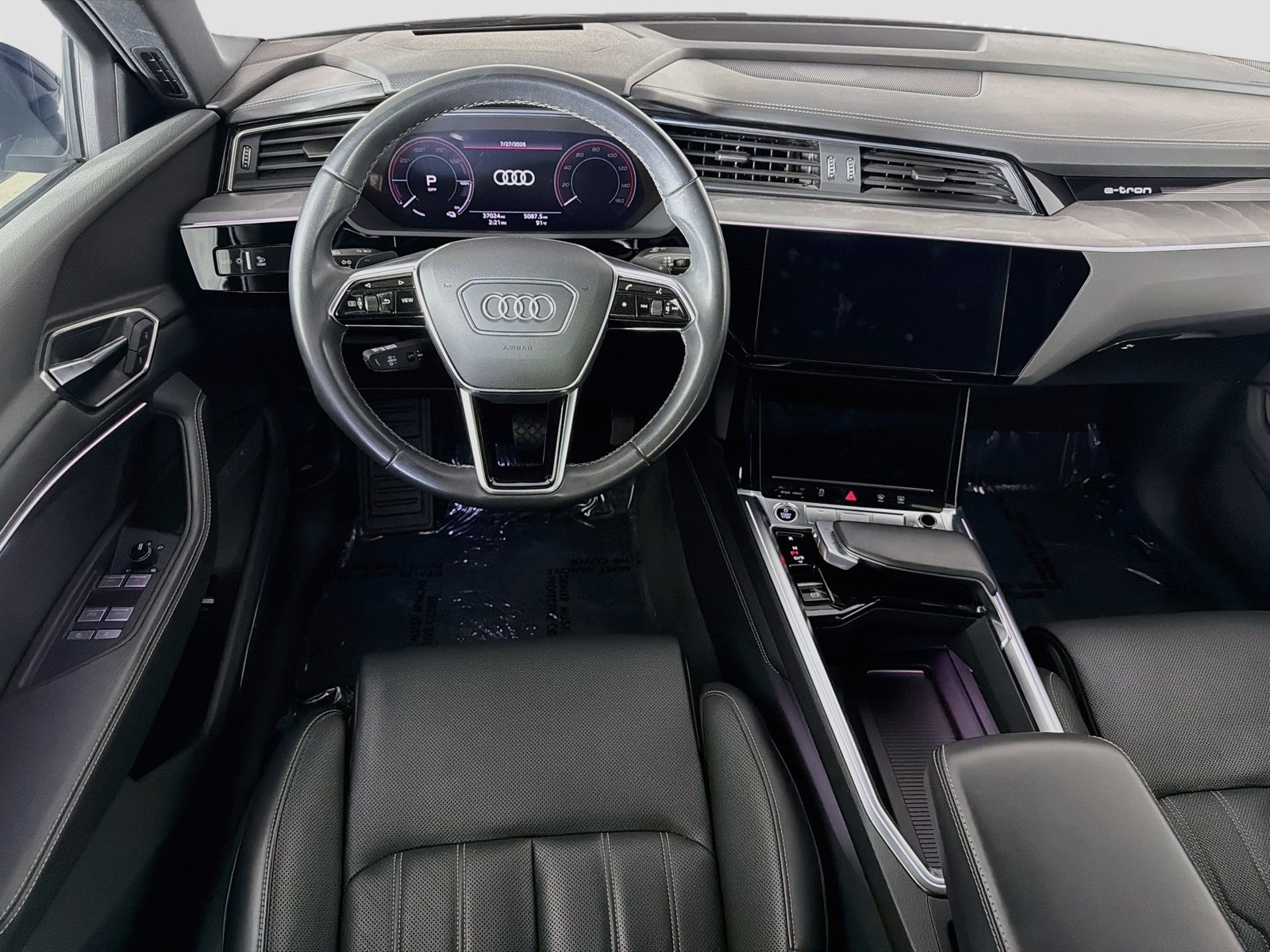 Certified 2024 Audi Q8 e-tron Prestige w/ Prestige Package AWD/4WD image 24