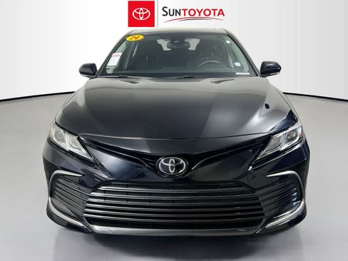 Used 2024 Toyota Camry LE w/ Convenience Package image 10