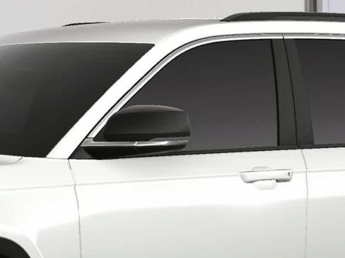 New 2025 Jeep Grand Cherokee Limited image 15