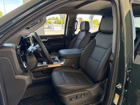 New 2026 Chevrolet Silverado 1500 LT Trail Boss w/ LT Trail Boss Premium Package AWD/4WD image 12