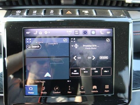 Used 2022 Jeep Grand Cherokee Trailhawk w/ Luxury Tech Group III image 24