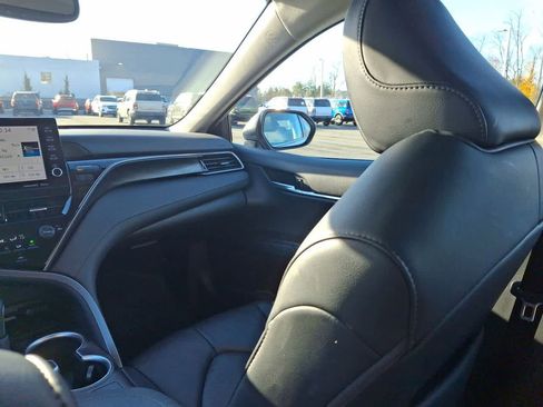 Used 2024 Toyota Camry XLE image 11